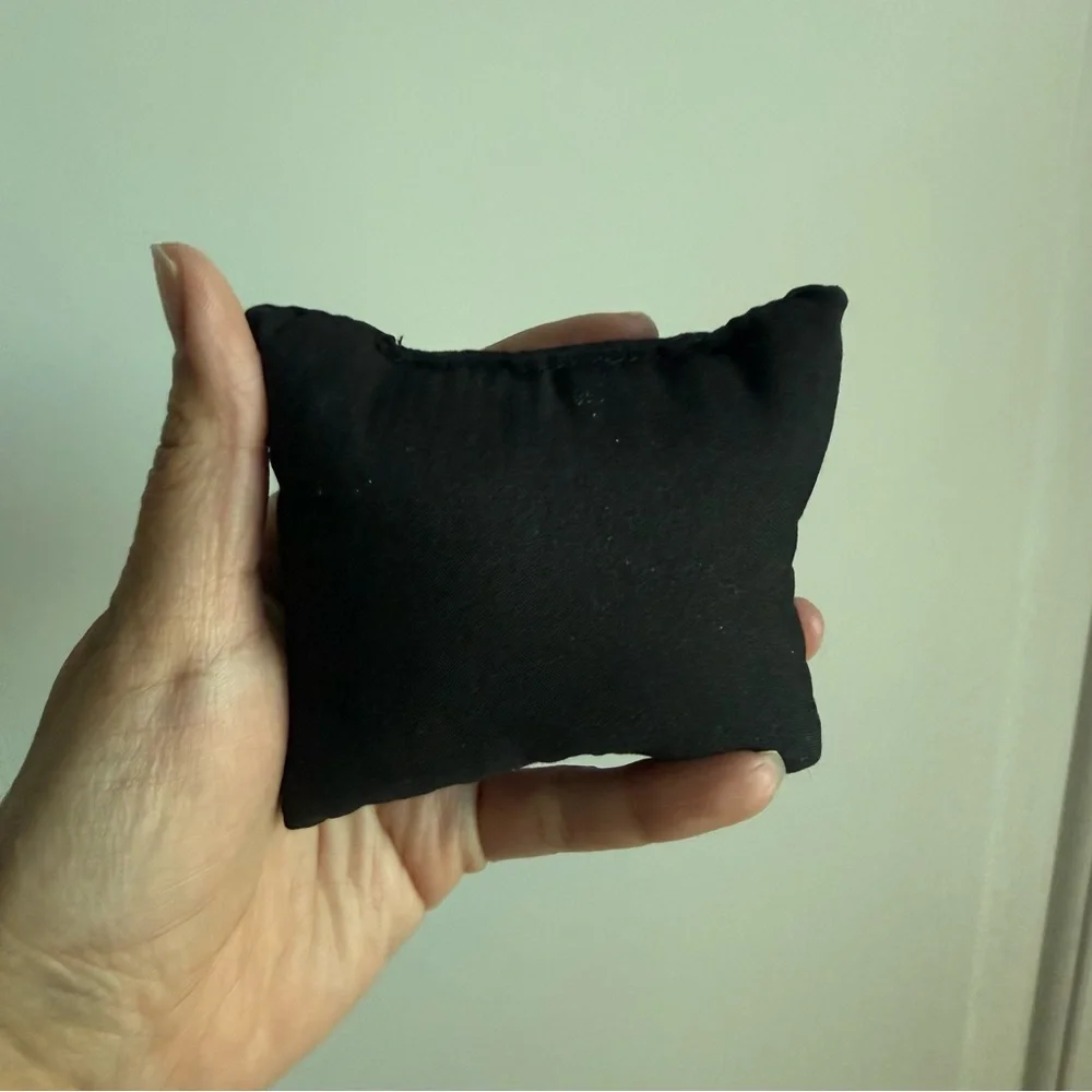 Authentic New COACH Watch Gift Box w/Pillow - Picture 5 of 6